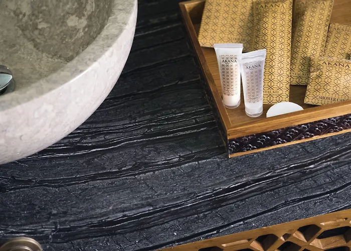 Отель Akana Boutique 4*