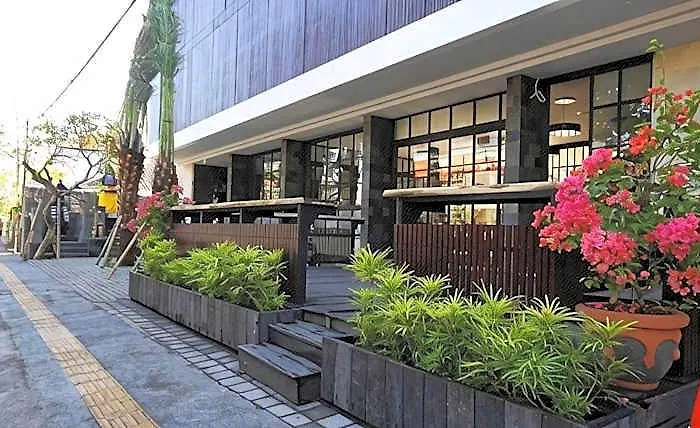 Отель Akana Boutique